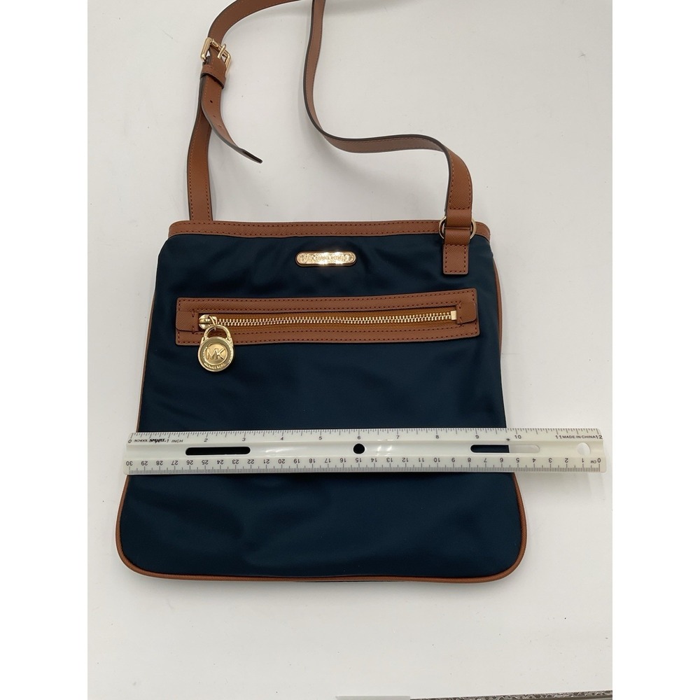 Michael Kors Navy Nylon Crossbody Bag & Navy Leather Wallet Set Gold Tone - Picture 7 of 16